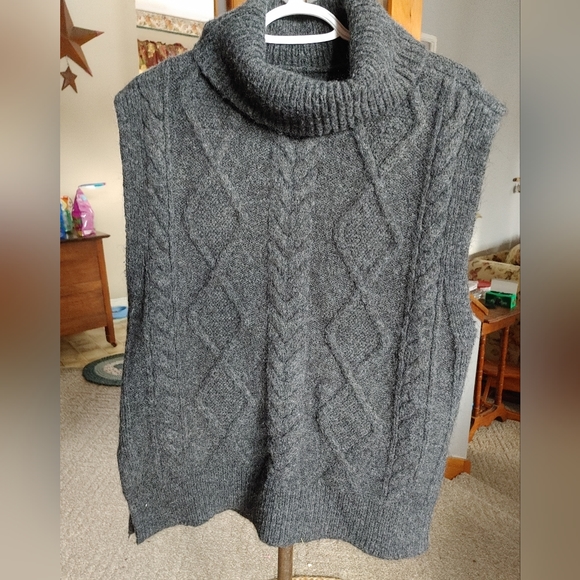 Loft Cable Knit Turtleneck Sweater Vest SZ.Med.Gray - Picture 2 of 6